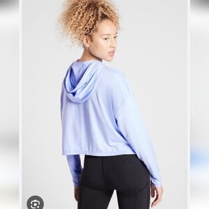 Athleta Uptempo Crop Short  Hoodie Sz S Periwinkle Blue Luxe Soft